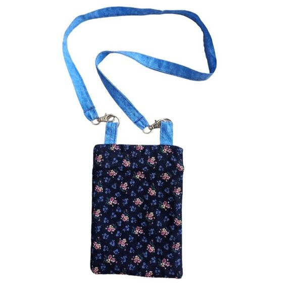 Owl Blue Floral Crossbody Bag flower pattern on the back Blue owl - Picture 3 of 8